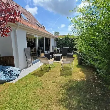 فيلة Maison Familiale De Vacances La Datcha