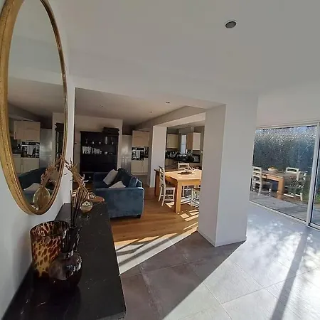 فيلة Maison Familiale De Vacances La Datcha ويسانت